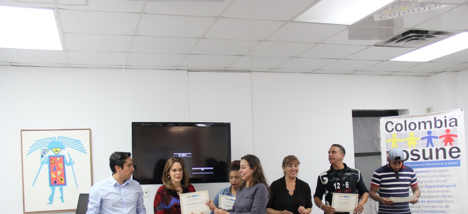 Colombianos cuentan ya con certificado OSHA 30 horas de la construcción gracias al trabajo articulado entre el Consulado, la Fiscalía de Nueva York y organizaciones