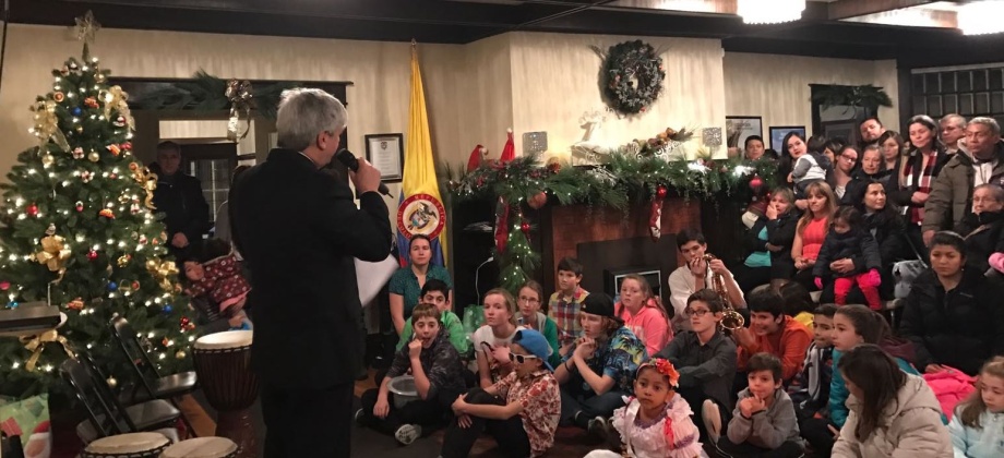 Connacionales en Calgary celebraron día de las velitas