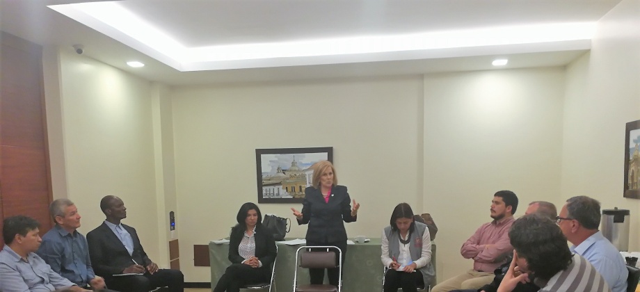 El Consulado en Quito realizó con éxito Jornada Especial de Atención a las Víctimas del Conflicto Armado en Colombia entre el 12 y el 15 de noviembre de 2017