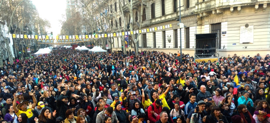 El Consulado de Colombia en Buenos Aires acompañó a los connacionales en el Buenos Aires Celebra Colombia