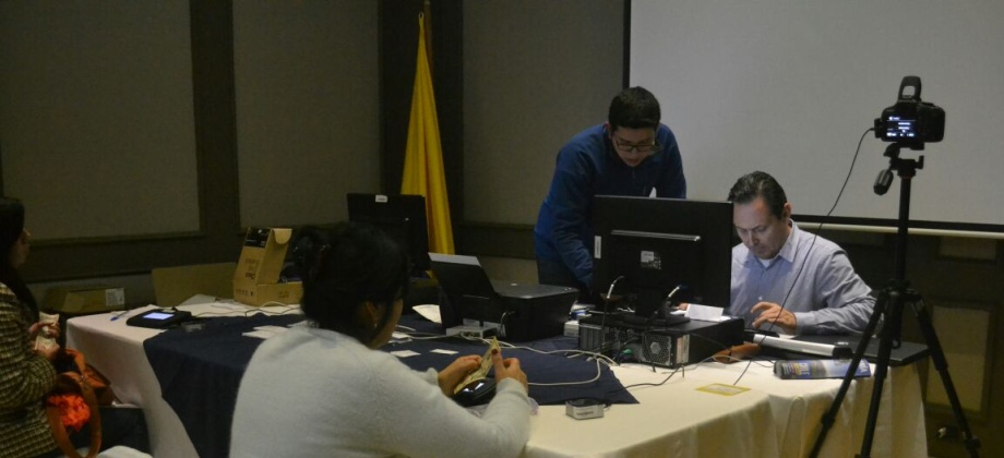consulado de colombia en santiago de chile