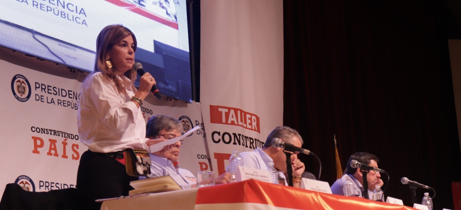 Cónsul María Isabel Nieto anunció que mejoras en servicio de homologación de títulos ya pueden implementarse en Nueva York