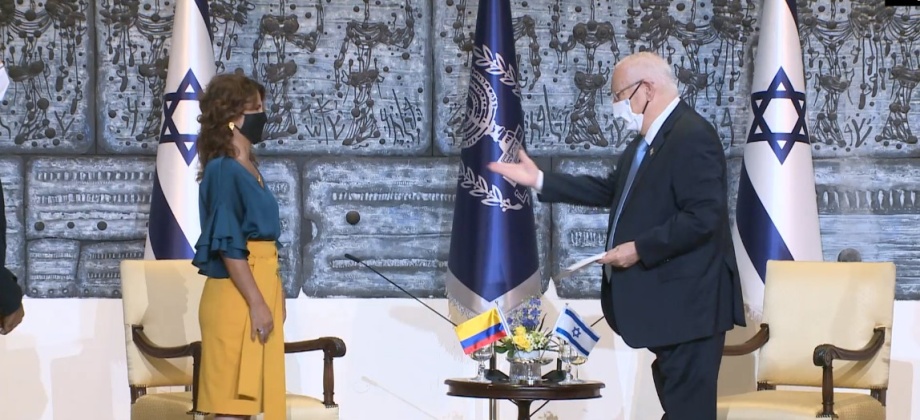 Embajadora Margarita E. Manjarrez Herrera presentó Cartas Credenciales al Presidente del Estado de Israel, Reuven Rivlin