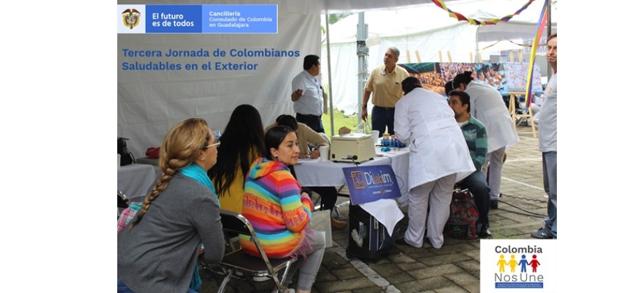 En el mes de sensibilización sobre el cáncer de mama se llevó a cabo la tercera Jornada de Colombianos Saludables 