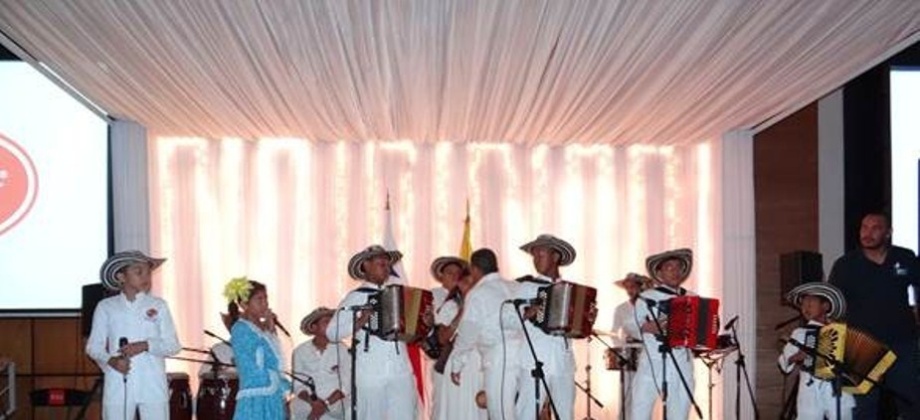 La Embajada de Colombia en Panamá - 20 de Julio