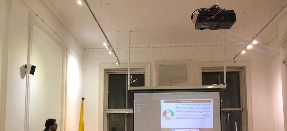 El Consulado de Colombia realizó una jornada virtual de información para la atención de víctimas residentes en el Reino Unido