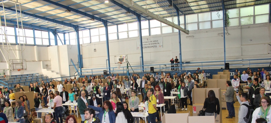 Último día de votaciones presidenciales 2018 empezó en Madrid a la 1:00 a.m., hora colombiana