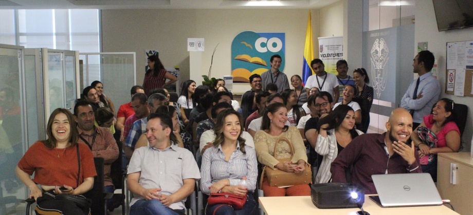 En la sede del Consulado de Colombia en Guadalajara se realizó la jornada de orientación 