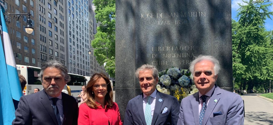 Cónsul de Colombia en Nueva York, Susana Berenguer, acompañó a su homólogo argentino en el acto de conmemoración del 25 de mayo de 1810