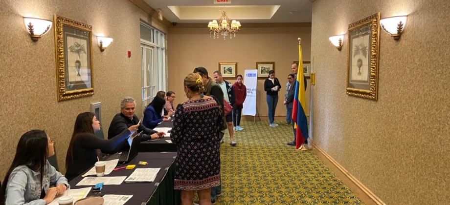 Consulado de Colombia en Miami realizó la jornada de Consulado móvil en Coral Springs, Estados Unidos
