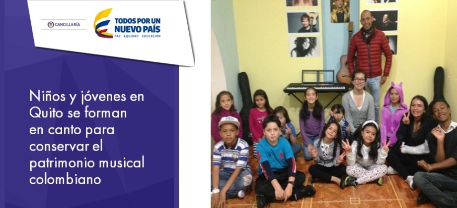 Niños y jóvenes en Quito se forman en clases de canto para conservar el patrimonio musical colombiano