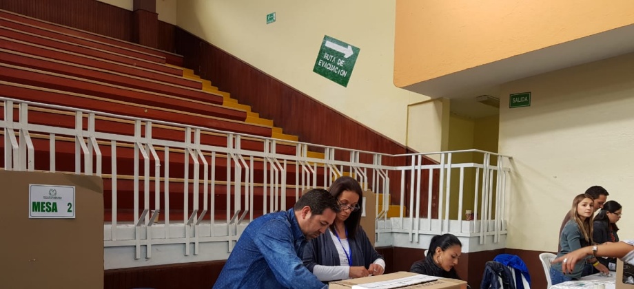 Consulado de Colombia en Quito cerró con normalidad la segunda vuelta de las elecciones presidenciales