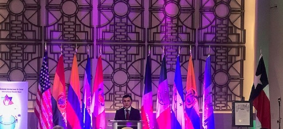 El Consulado de Colombia en Houston participó en la inauguración de la Semana Internacional de la Salud - SIS