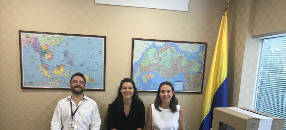 Inició la jornada electoral presidencial 2018 para la segunda vuelta en el Consulado de Colombia en Singapur