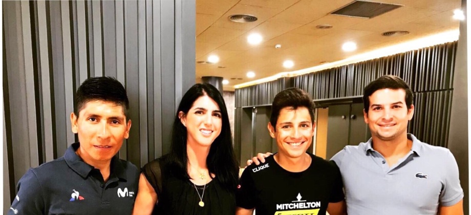 Cónsul de Colombia en Barcelona visitó a Nairo Quintana y Esteban Chaves, en Tarragona