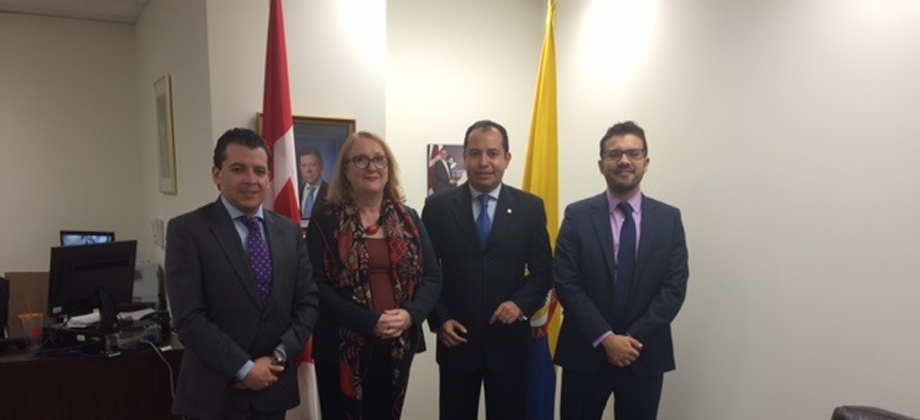 Embajada de Colombia en Canadá recibe Visita de la Vicerectora Administrativa (Vice-Provost)  de la Universidad de Alberta