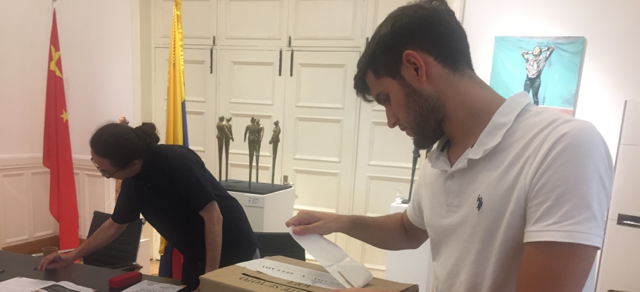 Con total normalidad, en Beijng se cerraron las elecciones presidenciales a las 3:00 a.m., hora colombiana