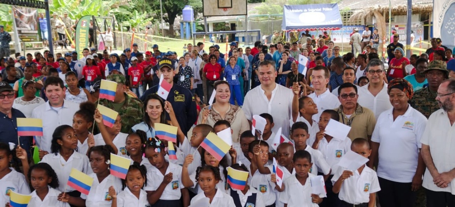 Colombia y Panamá trabajan para mejorar las condiciones de vida de los habitantes de la frontera común. Se beneficiarán 15.000 personas de ambos países