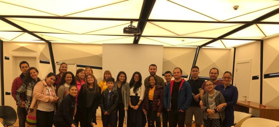 Por primera vez colombianos en Estambul disfrutaron una jornada de salud mental y física