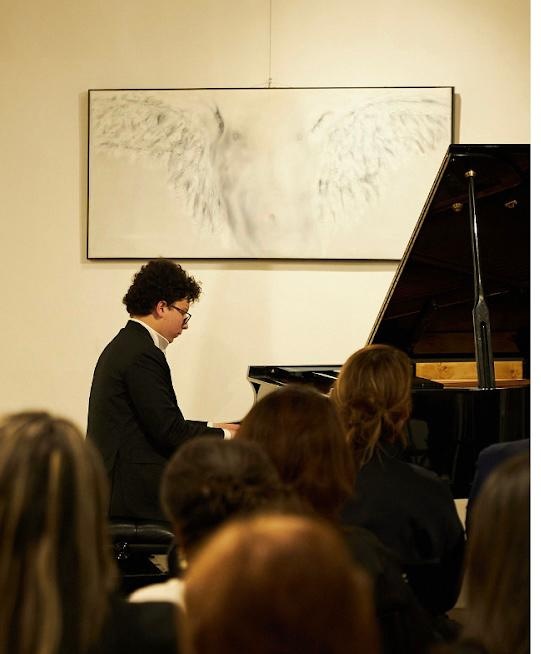 Consulado de Colombia en Miami realizó recital de piano del colombiano Matthew Garvin Diaz