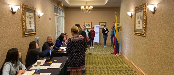 Consulado de Colombia en Miami realizó la jornada de Consulado móvil en Coral Springs, Estados Unidos